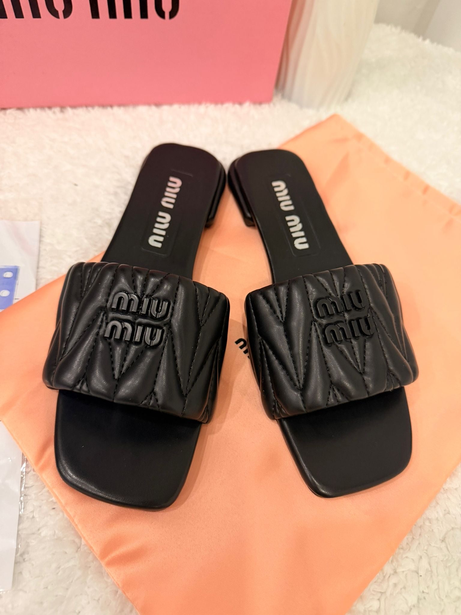 CIABATTE MIU MIU